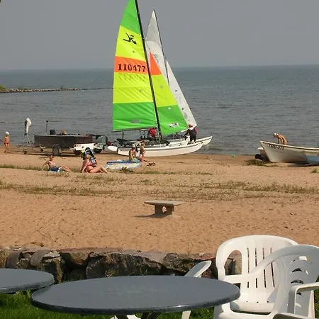 Laguun Hostel Kallaste (Lake Peipus)