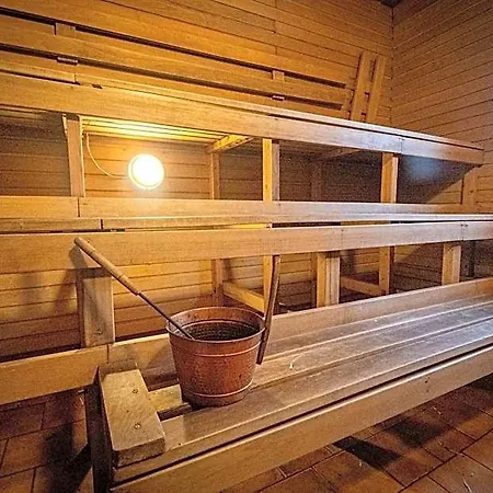 Laguun Hostel *